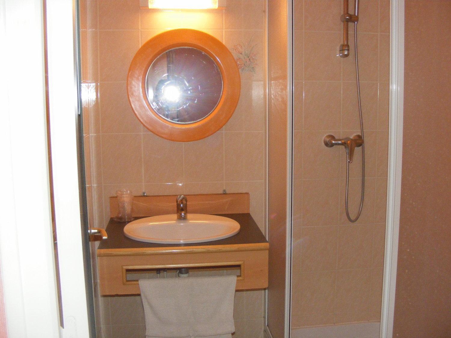 Le Trianon Hotel Hesdin Bagian luar foto