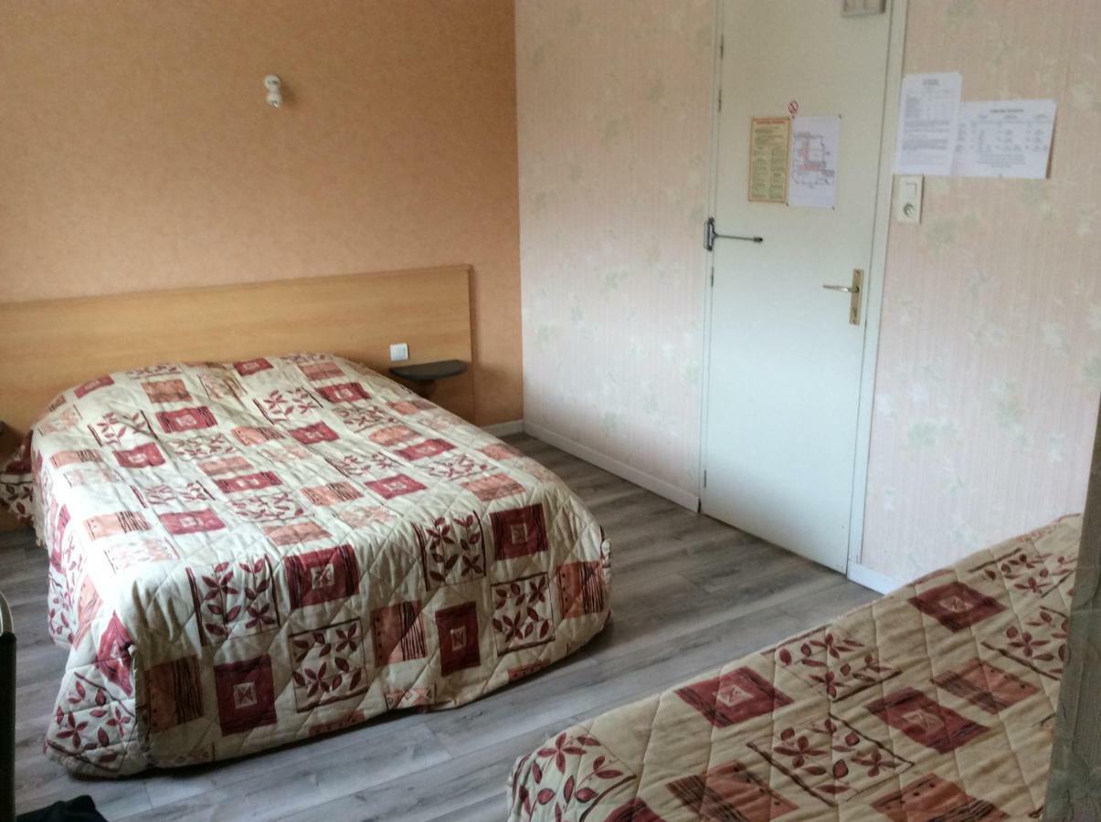 Le Trianon Hotel Hesdin Bagian luar foto